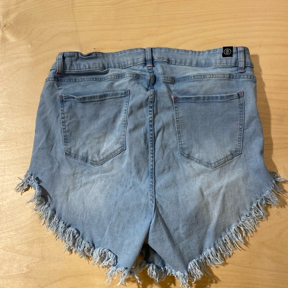 Elite Jeans Jean Shorts 17/18 (FP) - Picture 8 of 10